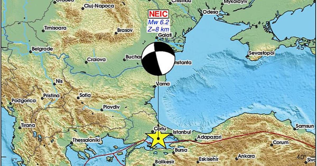Dva snažna potresa pogodila zapadnu Tursku: Prvo magnitude 6,2, a zatim 5,4