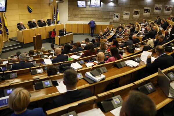 Pola milijuna radno sposobnih Hrvata uopće ne traži posao, a poslodavci jedva pronalaze radnike