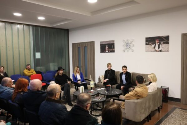 Predstavljena zbirka poezije Sanje Babić Đulvat „Jedna ljubavna i ostale pjesme“