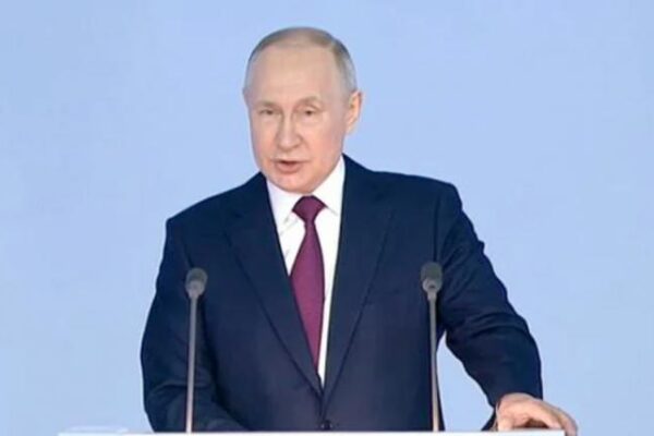 Putin proglasio jednostrano uskršnje primirje u Ukrajini