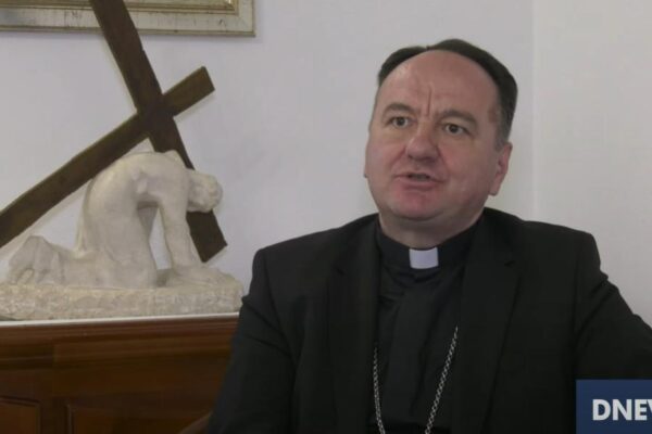 Biskup Palić: Papa Franjo je do zadnjega dana ostao pastir Crkve