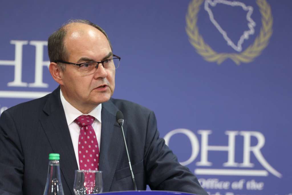 Schmidt zakazao izvanredno obraćanje