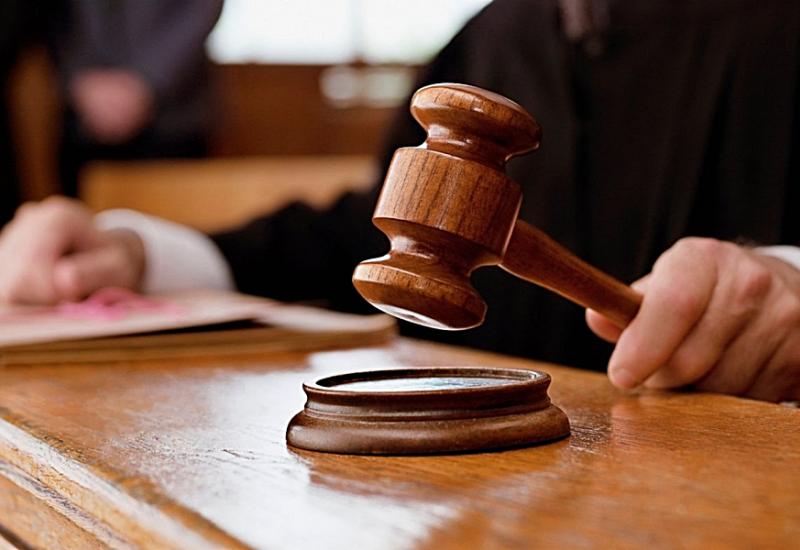 Direktor bh. tvrtke osumnjičen da je ukrao 15,6 milijuna maraka