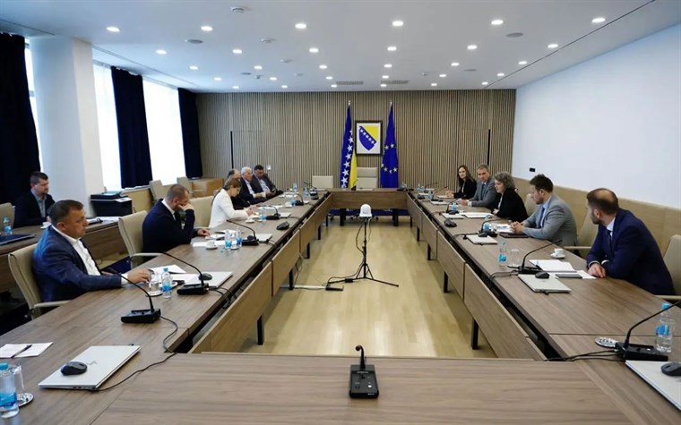 Platne usluge u BiH mogle bi postati i do šest puta jeftinije