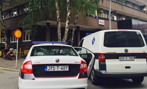 Teška prometna nesreća kod Žepča, više osoba ozlijeđeno