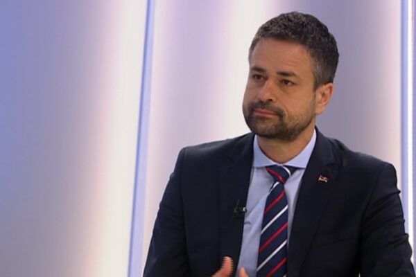 AMIDŽIĆ: Oporba priča u Sarajevu s Bošnjacima kako živjeti u RS, a neće s nama AMIDŽIĆ: Oporba priča u Sarajevu s Bošnjacima kako živjeti u RS, a neće s nama