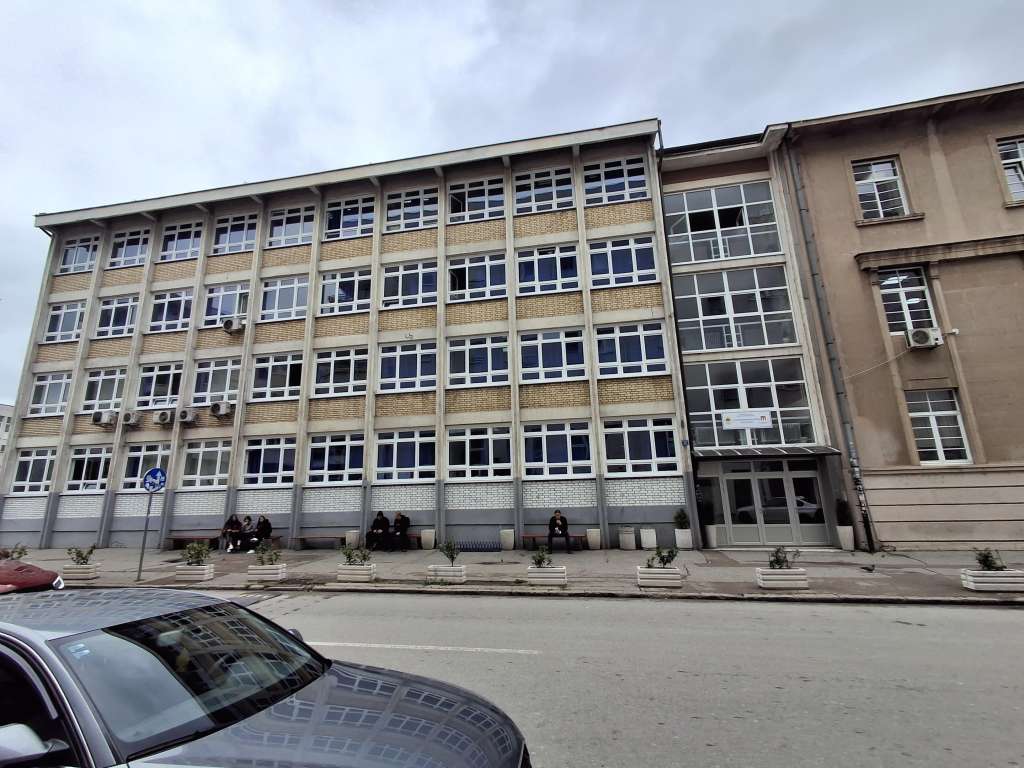 Tko upiše za pekara, mesara ili kuhara u RS, dobiva 100 KM mjesečno i prijevoz do škole