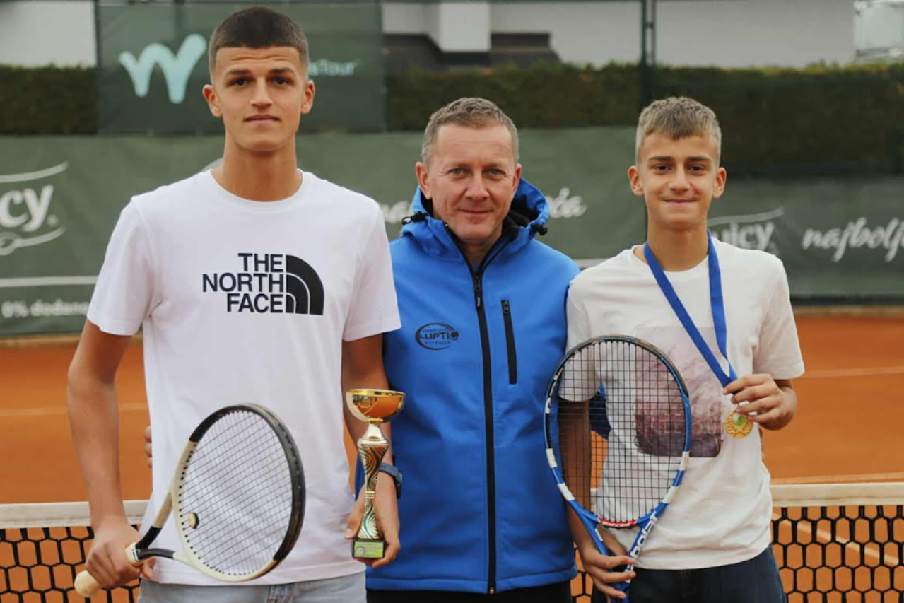 Tenis u Kiseljaku - Gromiljak