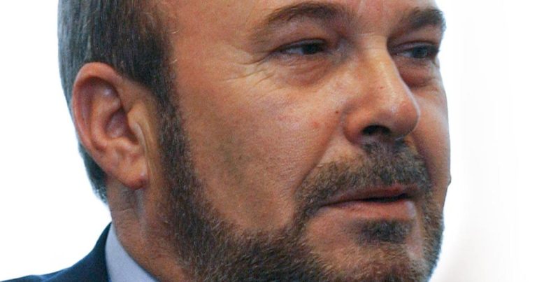 Umro bivši albanski premijer Fatos Nano