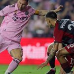 Novi rekord u vječnom rivalstvu! S 38 godina do 890 golova. Messi mlađi od Ronalda stigao do te brojke