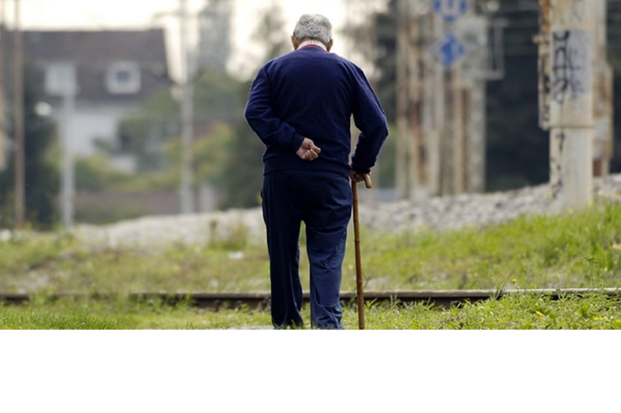 umirovljenik, starac