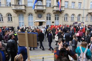 Država masovno zapošljava, iskoristite priliku: Traži se veliki broj ljudi za ministarstva, carinske uprave, sudove, zatvore, DHZ…